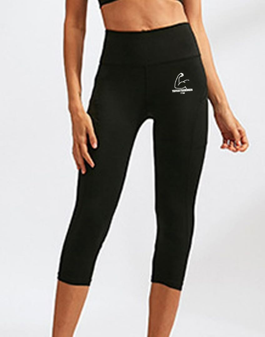 TT28 Womens 3/4 Leggings Black